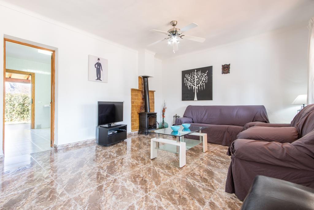 Chalet Falco With Private Pool And Garden Port de Alcudia  Dış mekan fotoğraf
